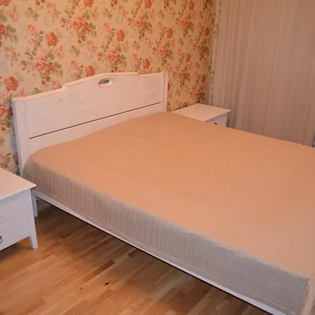 Lastekodu 15 Apartment