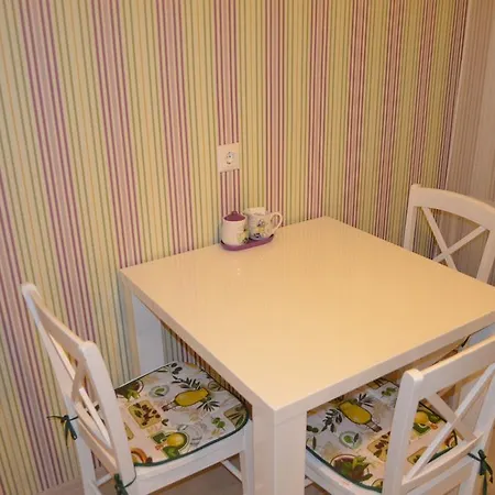 Apartment Lastekodu 15